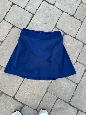 Athleta girl  Navy Active Skort - size 14
